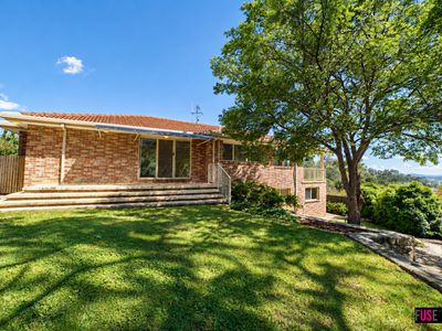 2 Camphorwood Close, Jerrabomberra
