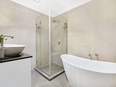 11A Brooks Terrace, Kanahooka