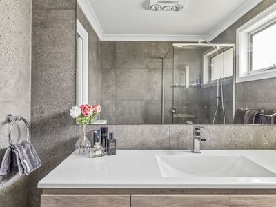 14 Porter Circuit, Milton