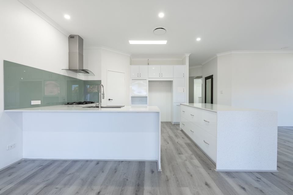 42 Achiever Avenue, Port Kennedy