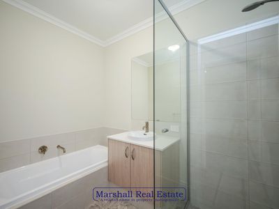 8 Expedition Dr, Clarkson
