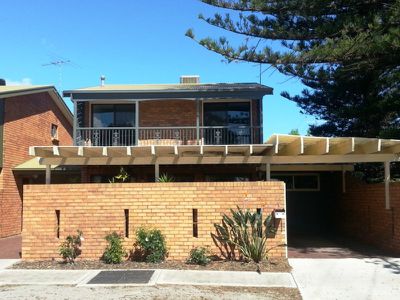 3 / 8 Hare Street, Kurralta Park