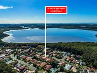 45 Gippsland Drive, Helensvale