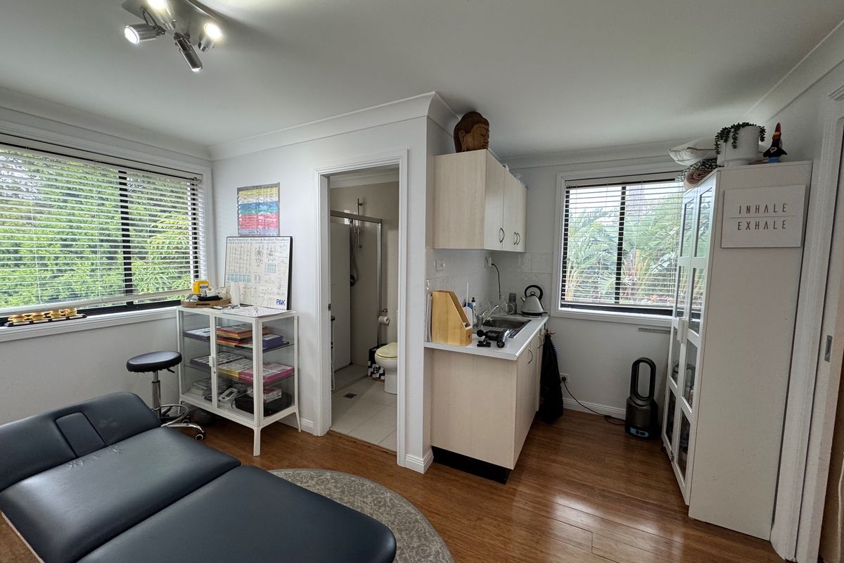 Suite 13 / 3 Richmond Avenue, Sylvania Waters