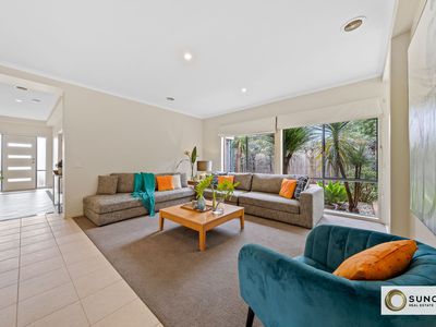 14 Meribel Way, Lynbrook