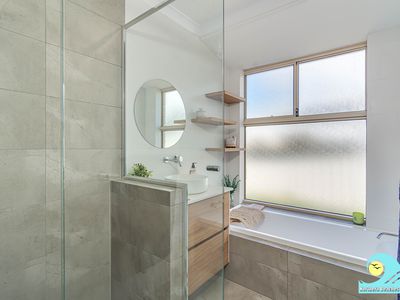 24 Galatea Grove, Two Rocks