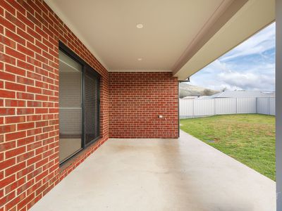 30 WESTACOTT CRESCENT, Baranduda