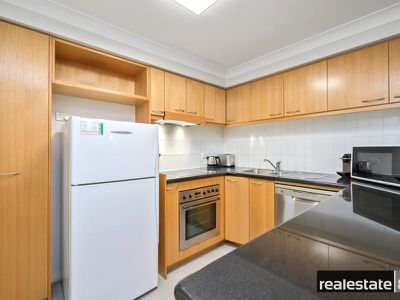 2 / 128 Mounts Bay Road, Perth