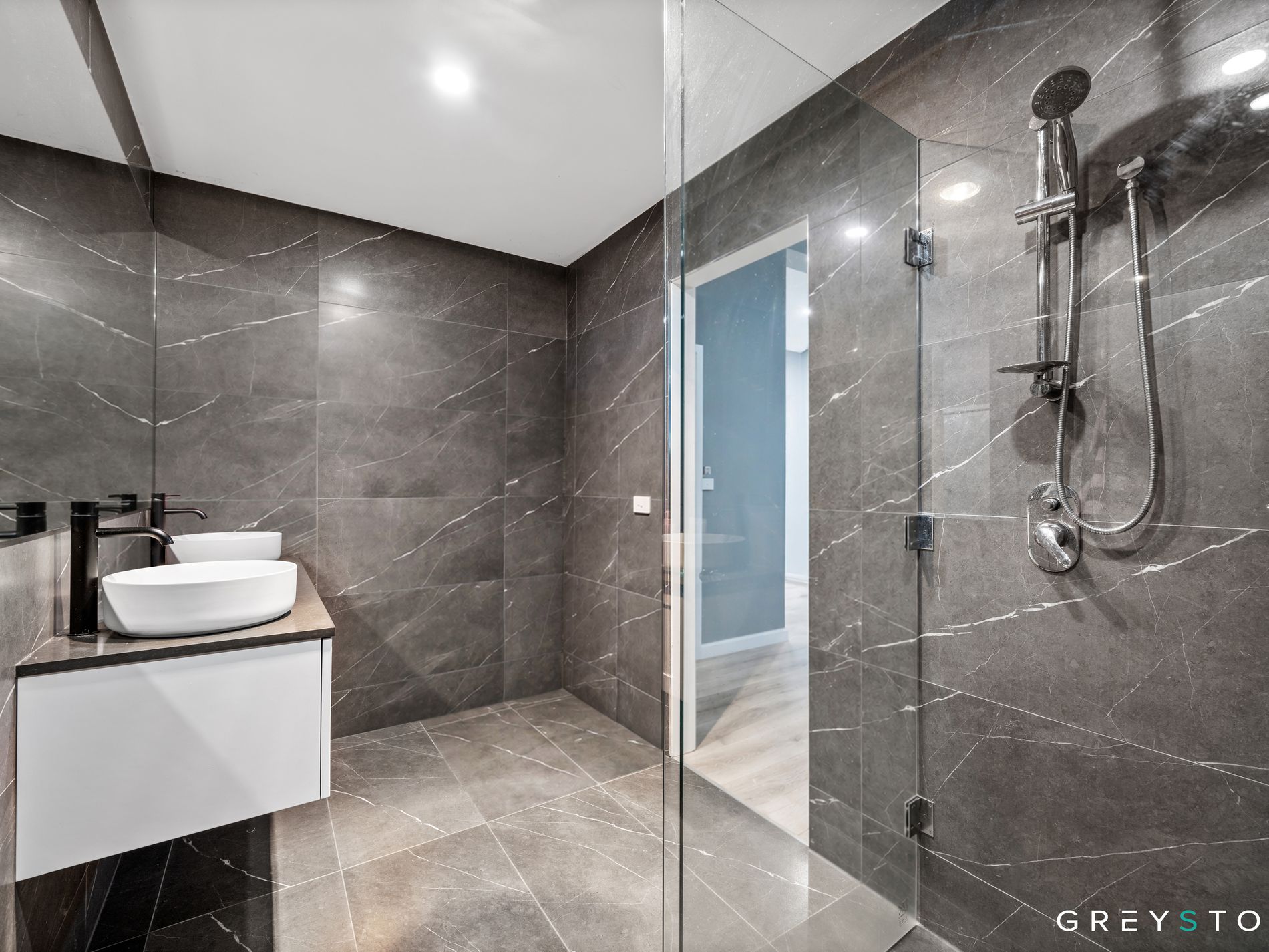 2-4 Outlook Ride, Kurunjang