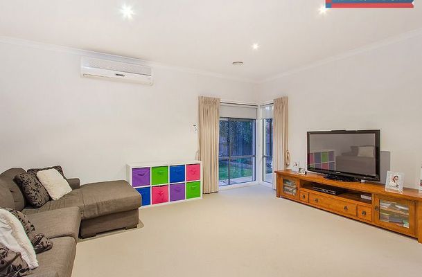 19 Lauderdale Drive, Craigieburn
