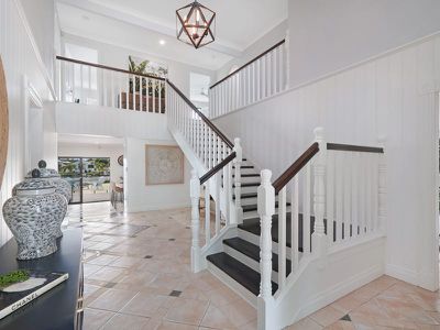 4 Garden Grove, Carrara