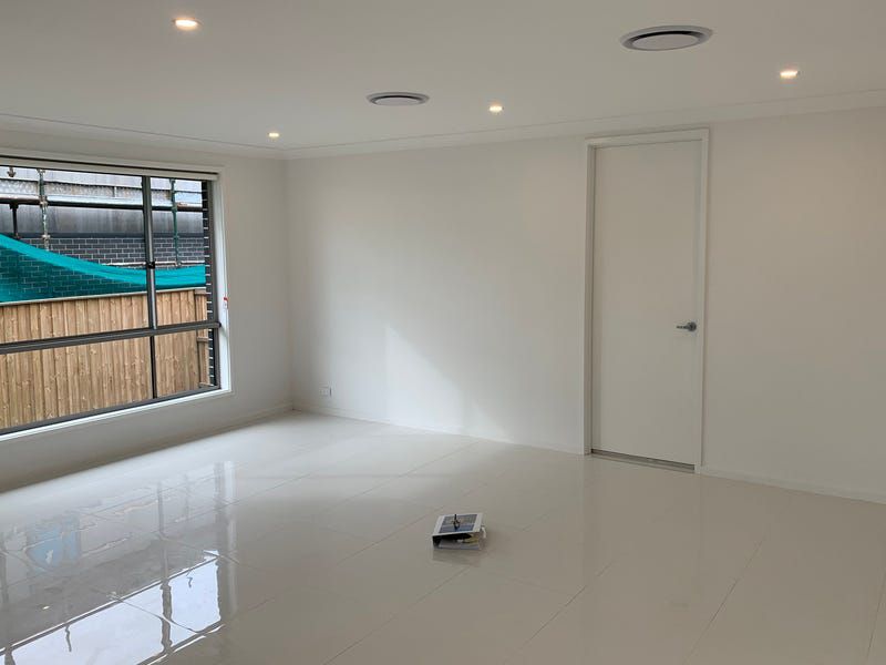 40 Steven Drive, Oran Park