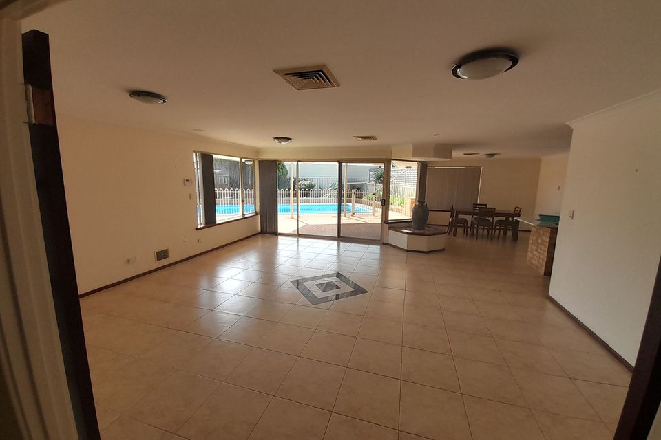 14 KEEL COVE, Waikiki