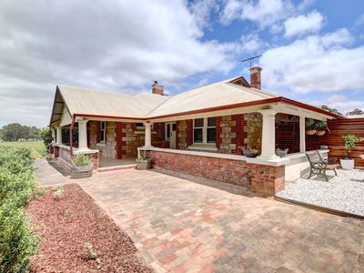 35 Vickery Road, Meadows