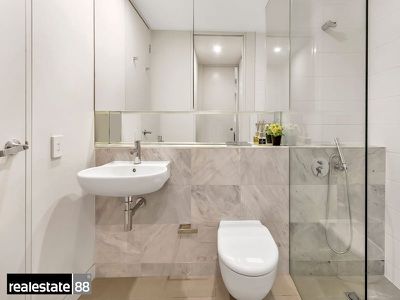 414 / 2 Moreau Parade, East Perth