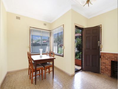7 First (North) Avenue, Warrawong