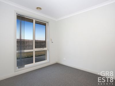 2 / 38 Kirkwood Crescent, Hampton Park