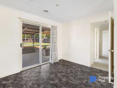 81 Mistletoe Street, Golden Square