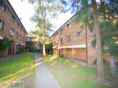18 / 71-75 Meredith Street, Bankstown