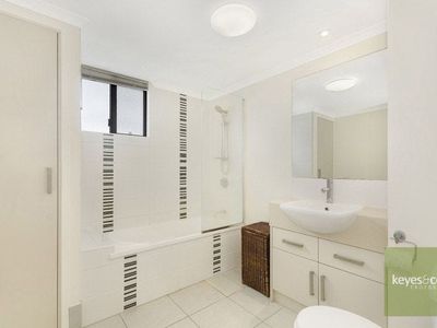 37 / 6-24 Henry Street, West End