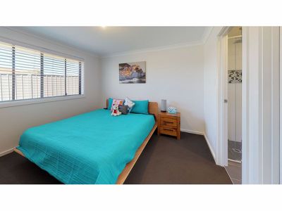 18 Pinnaroo Place, Dubbo