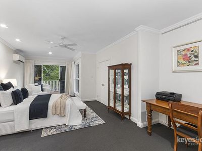 2 Escott Place, Annandale