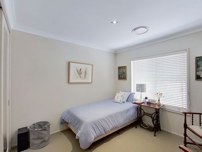 1 / 8 Arbory Close, Dubbo