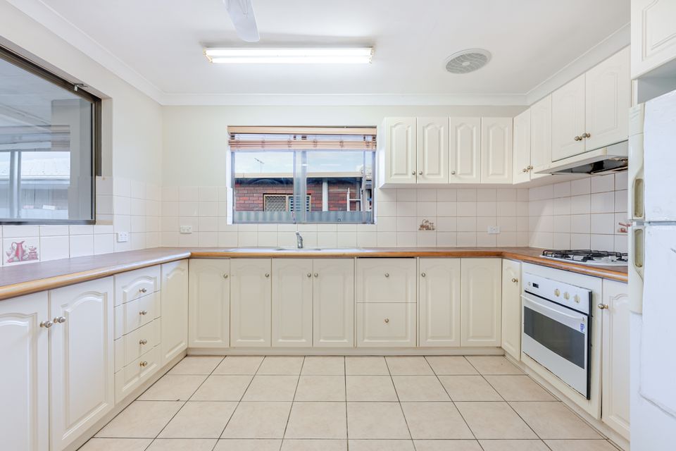 66 Council Avenue , Rockingham