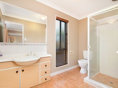 54 Greenview Avenue, Rochedale South