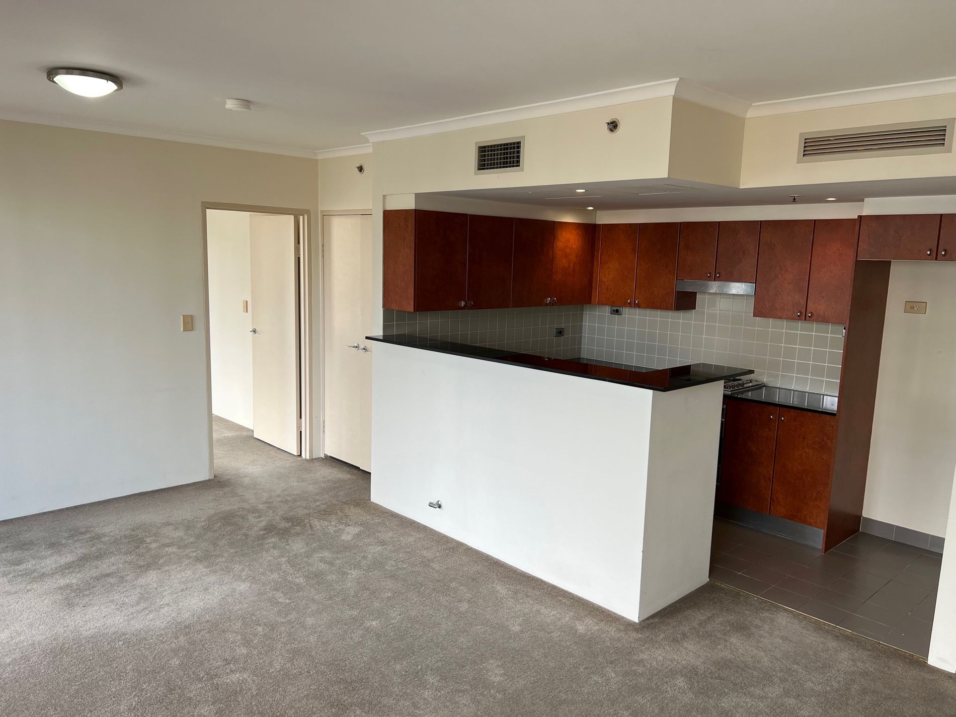 2403 / 1 Hosking Place, Sydney