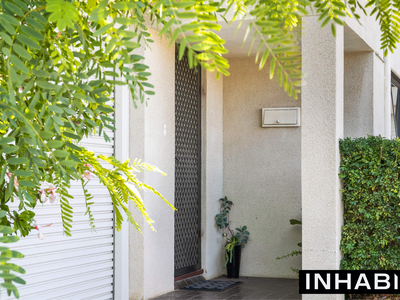 2 / 4 Lawrence Street, Como