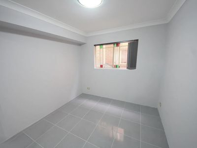 10 / 54 Sir Joseph Banks St, Bankstown