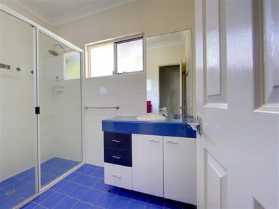 2 Pajingo Court, Annandale