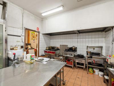 185-211 Broadway, Ultimo