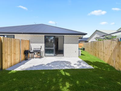 5B Bruce Ave, Glenview