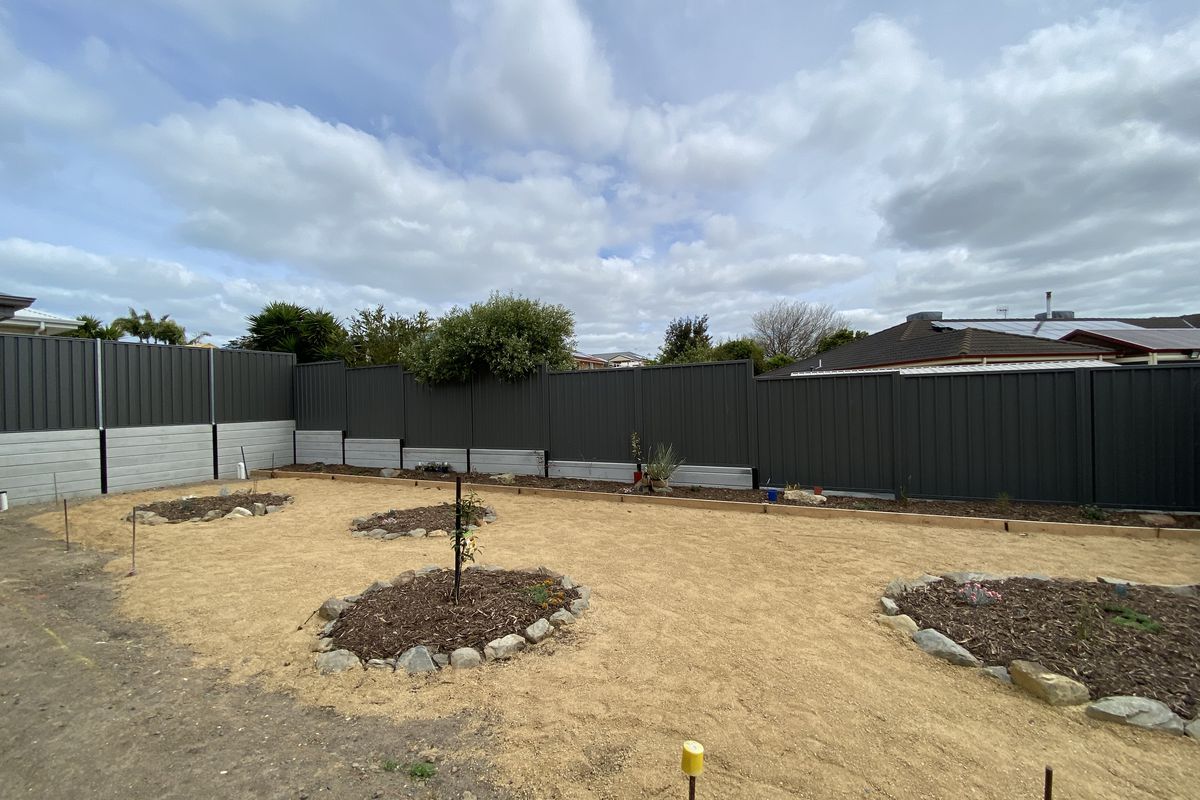 38 Lindholm Parade, Hayborough