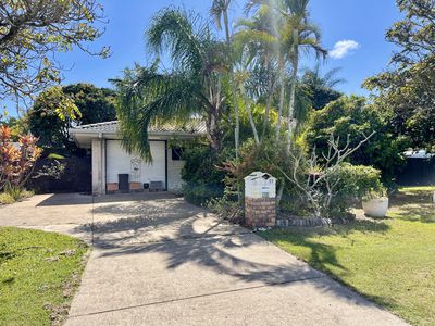 2 / 2 Hakea Court, Kawungan