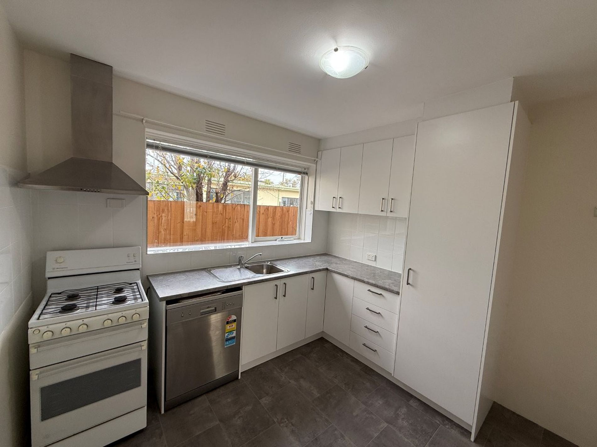 2 / 256 Gordon Street, Footscray