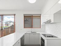 2 / 52 Daw Road, Runcorn