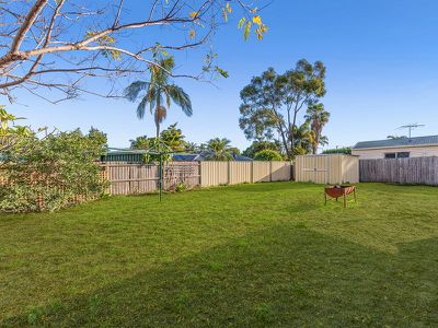 8 Sweetgum St, Hillcrest