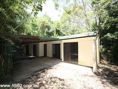 10 Meeroo Street, Kuranda