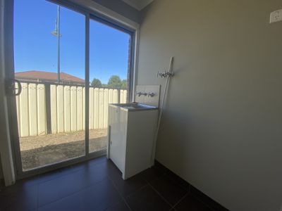 37 Wentworth Avenue, Wyndham Vale