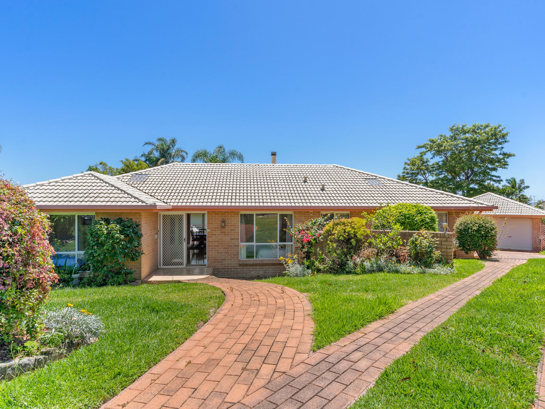 4 Chaucer Place, Ulladulla