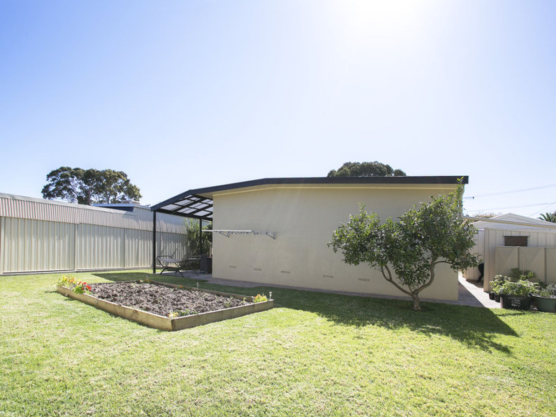 6 Churchill Drive, Modbury North