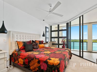 6502 / 6 Marina Promenade, Paradise Point