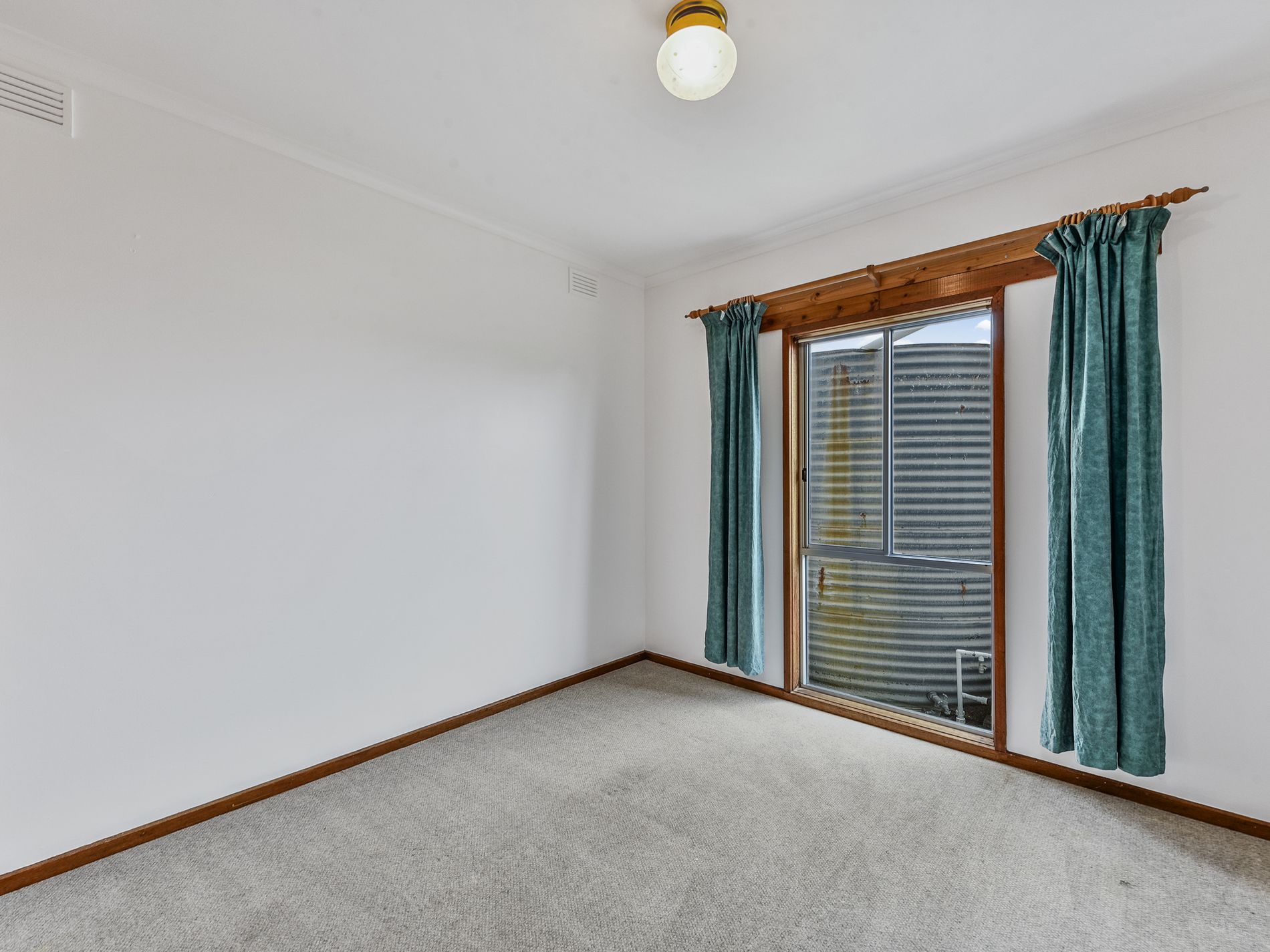 7 GEORGE STREET, Southend