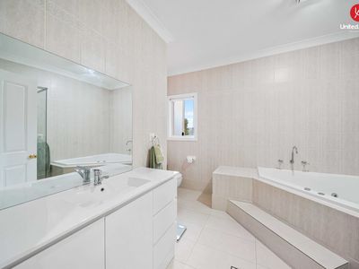 34 Wainewright Avenue, West Hoxton