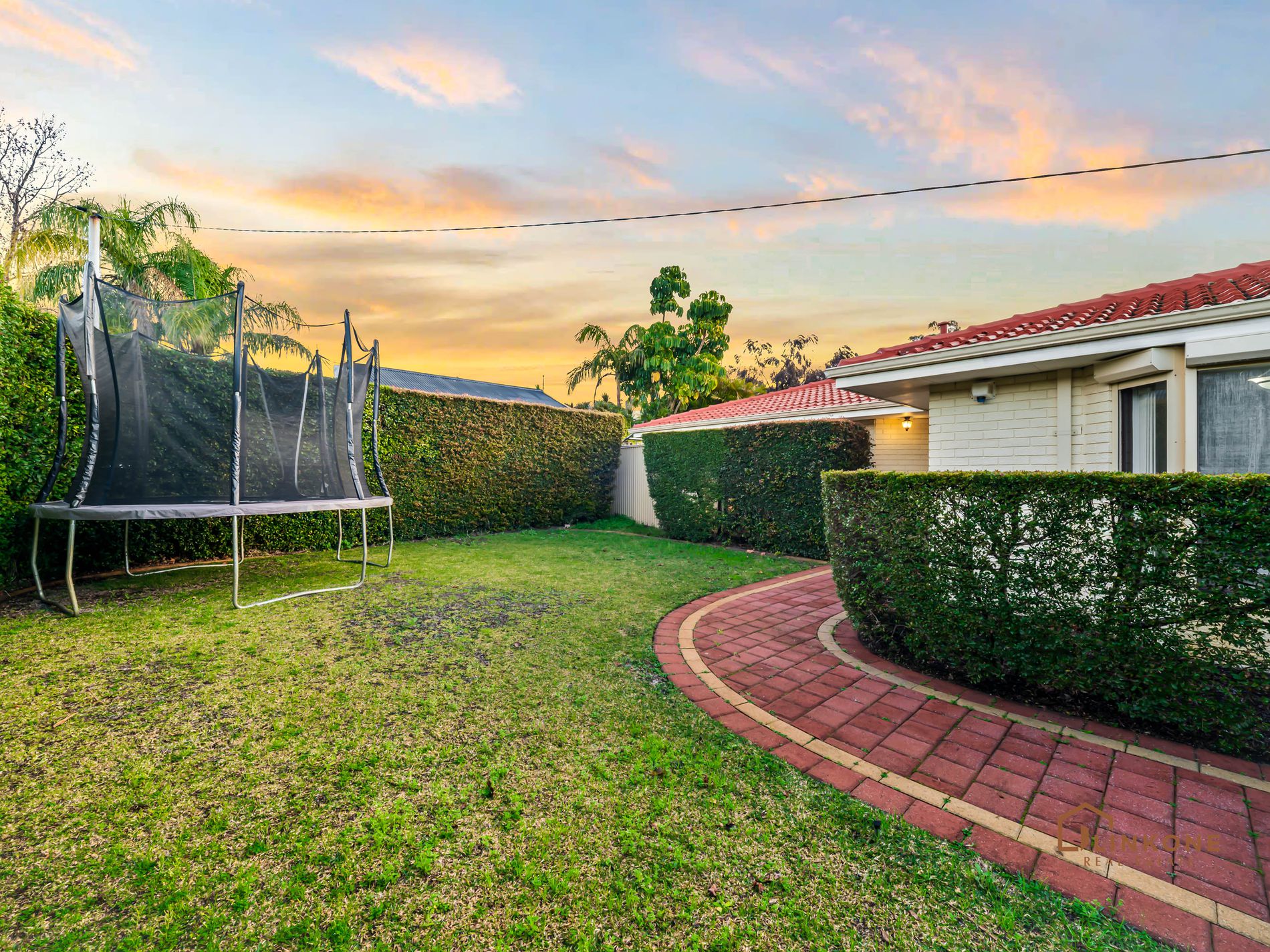 87 Penzance Street, Bassendean