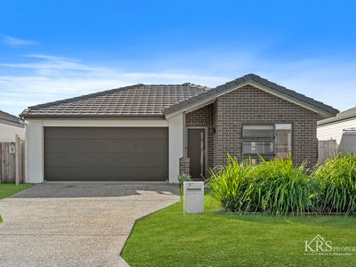8 Woodland Court, Ormeau