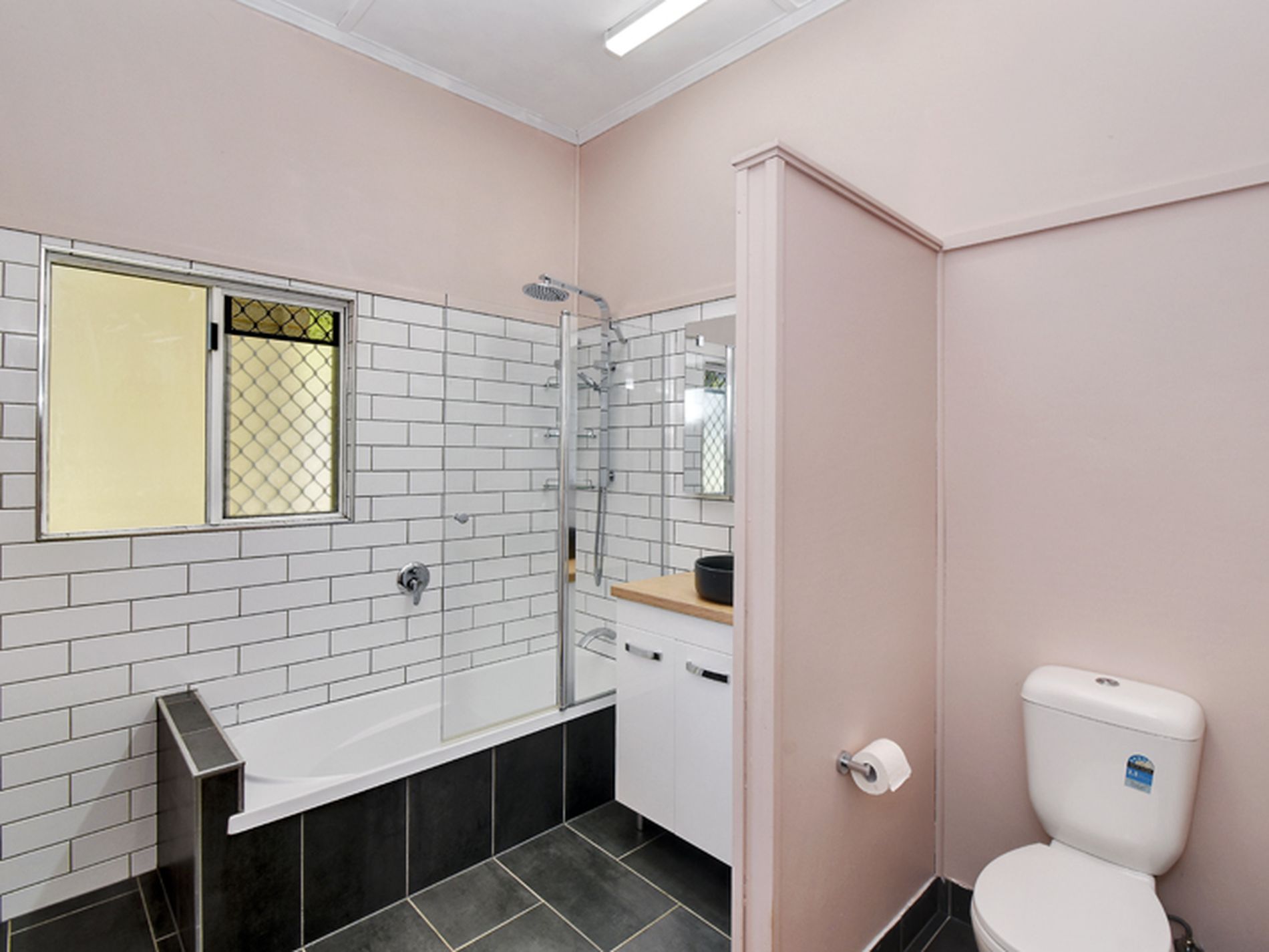 73 ACACIA STREET, Barcaldine